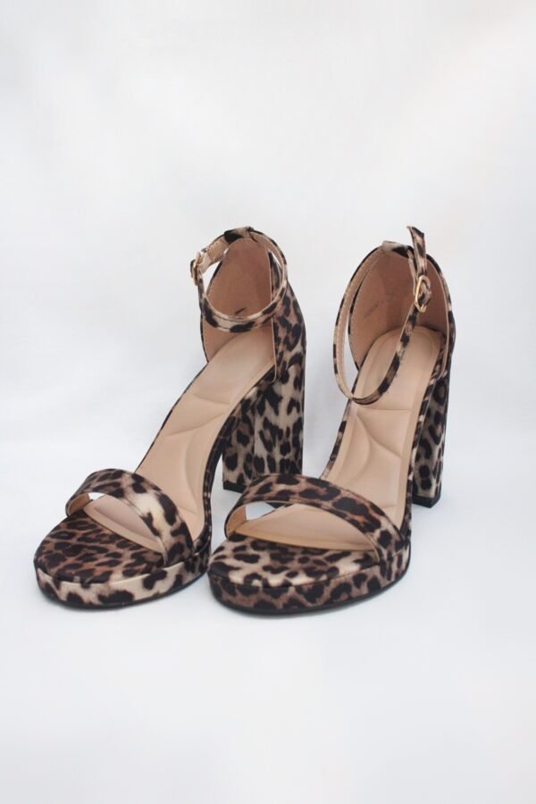 Zapatilla Tacón Alto Plataforma Animal Print