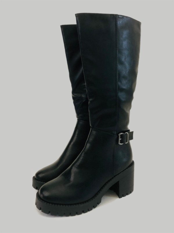 Bota Hebilla